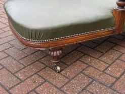 Pamono Antique Victorian Oak Chaise Longue in Green Leather with Brass Castors Hot