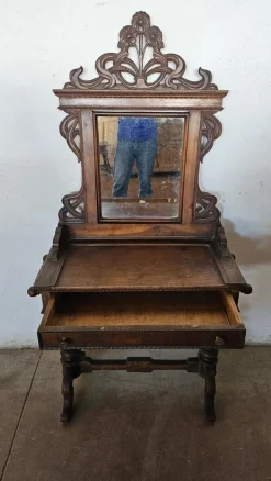 Pamono Antique Walnut Dressing Table with Friezes Clearance