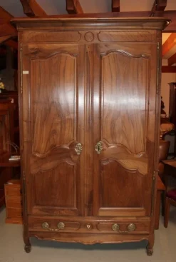Pamono Antique Walnut Wardrobe Online