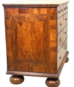 Pamono Antique William & Mary Walnut Chest of Drawers, 1695 Online