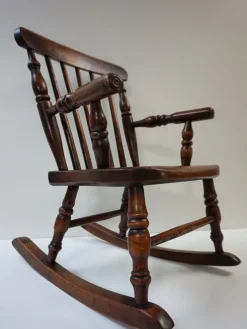 Pamono Antique Windsor Children's Rocking Chair, 1850 Clearance