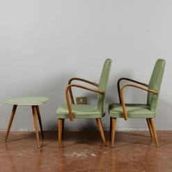 Pamono Armchairs with Side Table, Set of 3 Discount