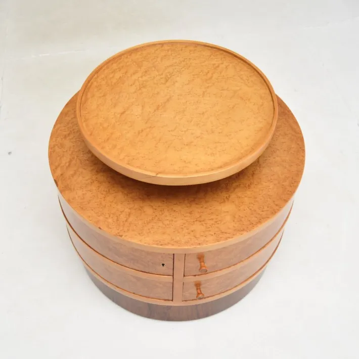 Pamono Art Deco Birds Eye Maple Occasional Table, 1930s Outlet