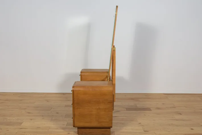 Pamono Art Deco Dressing Table, Former Czechoslovakia, 1950s Hot