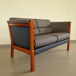 Pamono Art Deco Sofas with Double and Triple Seating, Set of 2 Outlet