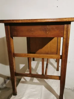 Pamono Art Nouveau Childrens Desk in Oak with Original Folding Compartment, Germany, 1890s Best