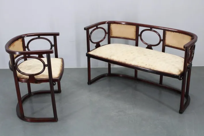 Pamono Art Nouveau Fledermaus Sofa and Armchair attributed to Josef Hoffmann for Fischel, 1890s, Set of 2 New