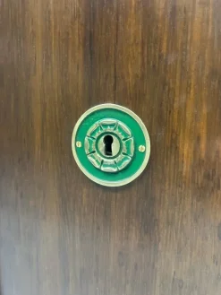 Pamono Art Nouveau Jewellery Display Case, 1900 Outlet