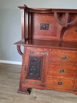 Pamono Arts and Crafts Oak Sideboard, 1890s New
