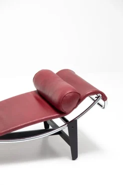 Pamono B306 Chaise Lounge by Le Corbusier, Charlotte Perriand and Jean Prouvé for Wohnbedarf, 1950s Clearance