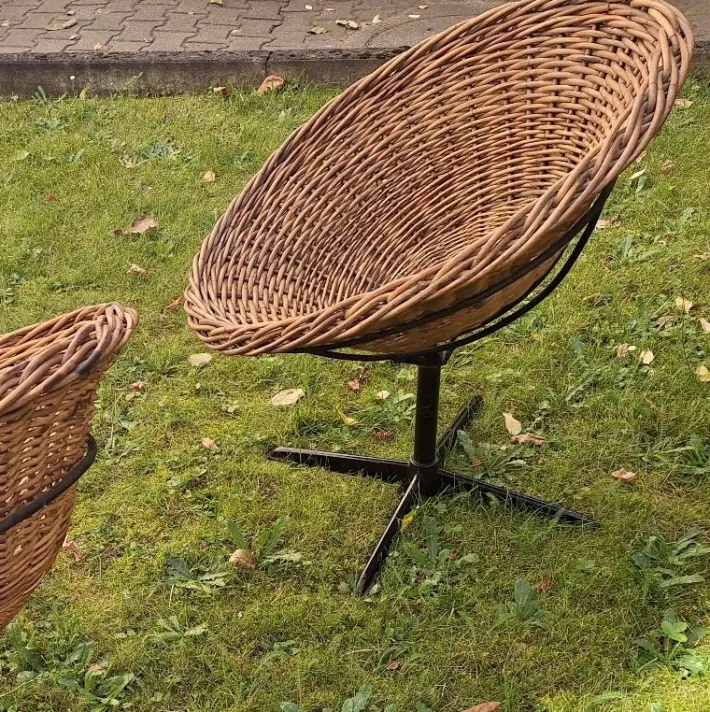 Pamono Bamboo and Iron Swivel Pod Chairs, 1960s, Set of 2 Online