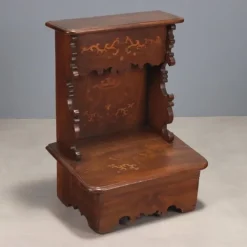 Pamono Baroque Kneeler in Maple and Walnut Hot