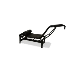 Pamono Bauhaus LC 4 Chaise Lounge in Black by Le Corbusier for Cassina Sale