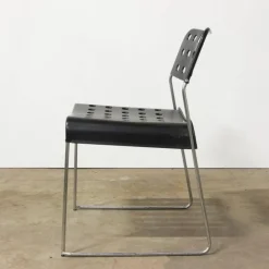 Pamono Black Omstak Stacking Chair by Rodney Kinsman for Bieffeplast, 1970s Sale