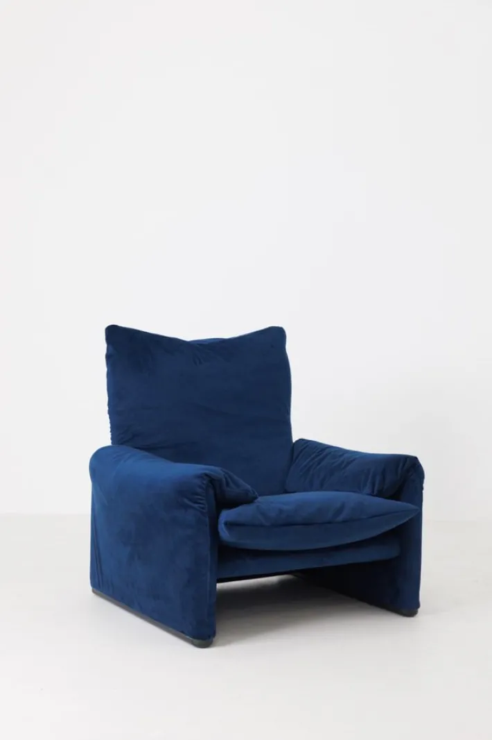 Pamono Blue Velvet Maralunga Armchair & Sofa attributed to Vico Magistretti for Cassina, 1970s, Set of 2 Hot