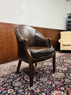 Pamono Brown Chesterfield Tub Office Chair