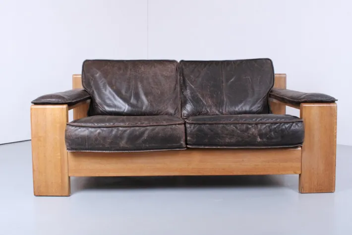 Pamono Brutalist Light Oak and Dark Leather Sofa by Harry de Groot for Leolux, 1970s Discount