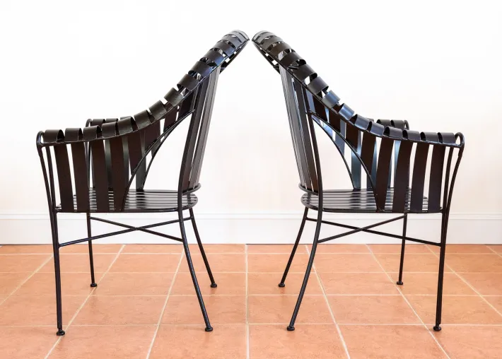Pamono Brutalist Modernist Sculptural Iron Strap Garden Armchairs, 1980s, Set of 2 Sale