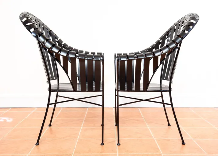 Pamono Brutalist Modernist Sculptural Iron Strap Garden Armchairs, 1980s, Set of 2 Sale