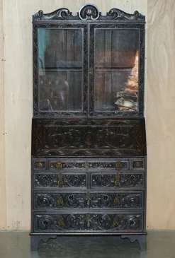 Pamono Carved English Oak Library Desk with Lions Head Brass Handles, 1860s New