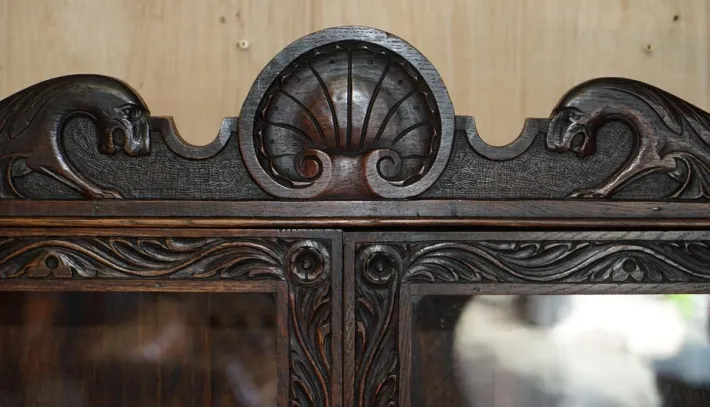 Pamono Carved English Oak Library Desk with Lions Head Brass Handles, 1860s New