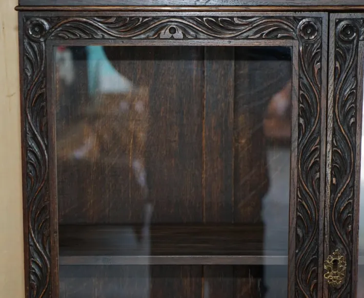 Pamono Carved English Oak Library Desk with Lions Head Brass Handles, 1860s New