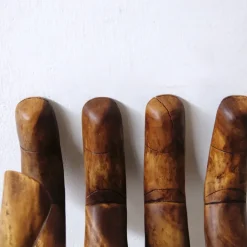 Pamono Carved Wooden Sculpture Chair in the Shape of a Hand, 1980s Sale