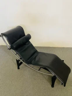 Pamono Chaise Lounge by Le Corbusier for Cassina, 1990s