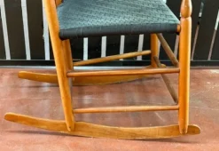 Pamono Cherry Rocking Chair, 1970s Online