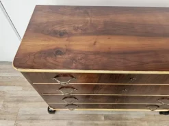 Pamono Chest of Drawers in Mahogany and Maple with Lacquered Feet, 1950 Outlet