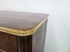 Pamono Chest of Drawers in Mahogany and Maple with Lacquered Feet, 1950 Outlet