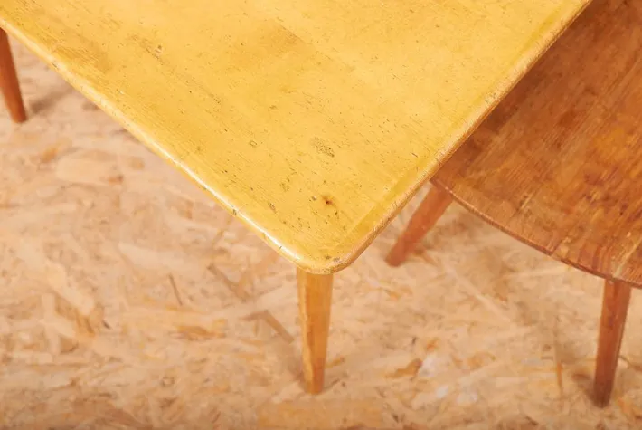 Pamono Childrens Table and Chairs by Jacob Müller for Wohnhilfe, Set of 3 Discount