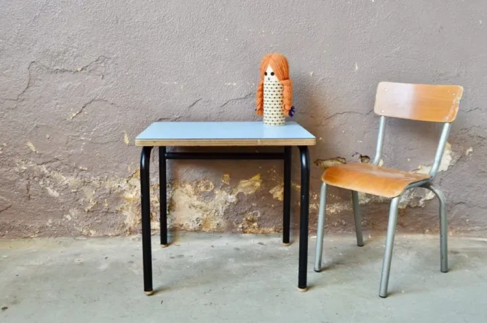 Pamono Child's Desk and Chair in Blue, Set of 2 Online