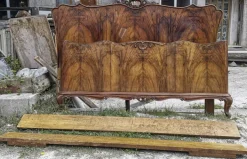 Pamono Chippendale Bed with Walnut Veneered Sides Online