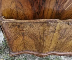 Pamono Chippendale Bed with Walnut Veneered Sides Online