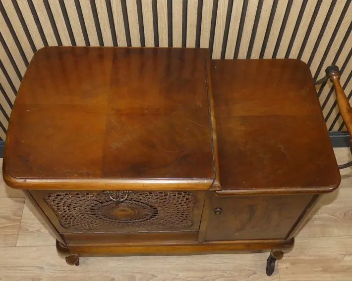 Pamono Chippendale Style Bar Cart, 1960s New