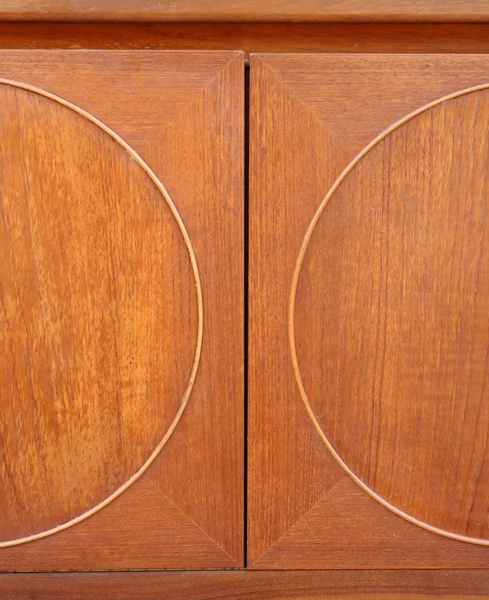 Pamono Circle Sideboard from Nathan, 1960s Online