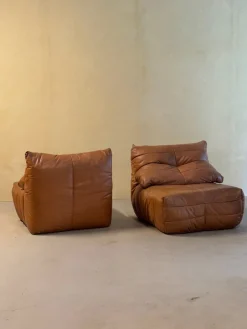 Pamono Cognac Leather Panto Lounge Chairs by Marc Held for Dunlopillo, 1970s, Set of 2 New