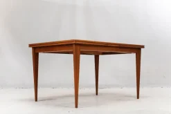Pamono Danish Extendable Teak No. 254 Dining Table by Niels Otto Møller for J.L. Møllers, 1960s Outlet