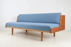 Pamono Danish GE 258 Sofa Bed by Hans Wegner for Getama, 1960s Hot
