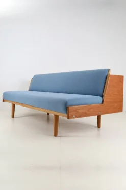 Pamono Danish GE 258 Sofa Bed by Hans Wegner for Getama, 1960s Hot