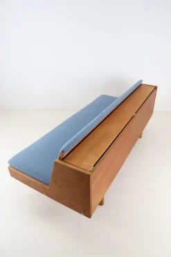 Pamono Danish GE 258 Sofa Bed by Hans Wegner for Getama, 1960s Hot