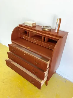 Pamono Danish Round Desk, 1950s Outlet