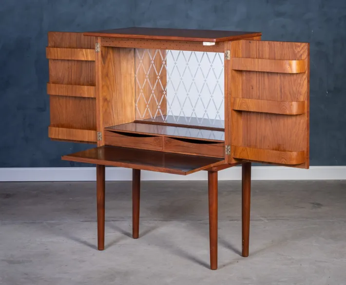 Pamono Danish Teak Bar Cabinet by Carl Hansen & Sønner, 1960s Sale