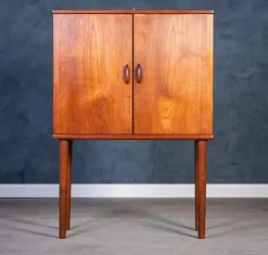 Pamono Danish Teak Bar Cabinet by Carl Hansen & Sønner, 1960s Sale