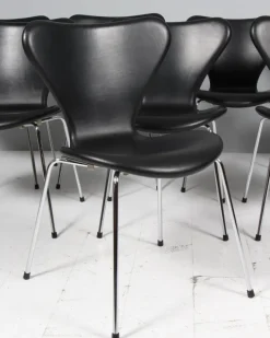 Pamono Dining Chairs attributed to Arne Jacobsen for Fritz Hansen, 2020, Set of 8 Online