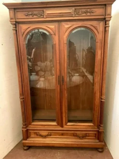 Pamono 2-Door Display Cabinet in Walnut with Detached Columns, 19th Century Outlet