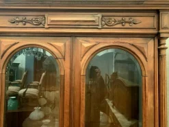 Pamono 2-Door Display Cabinet in Walnut with Detached Columns, 19th Century Outlet