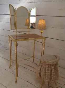 Pamono Dressing Table with Lamp and Seat in Faux Bamboo, 1950s, Set of 2 Outlet