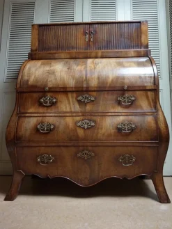 Pamono Dutch Bombe Cylinder Secretaire, 1700s Outlet
